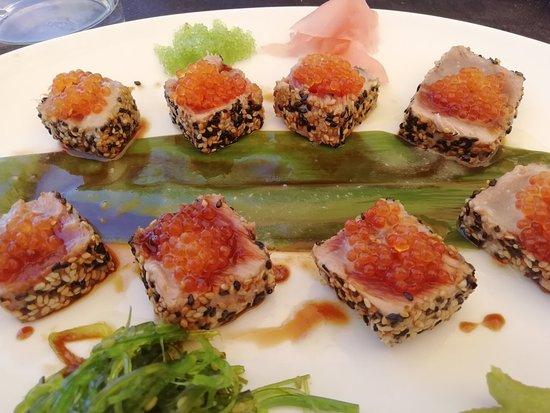 Tona Chiringuito Beach Bar & Restaurant